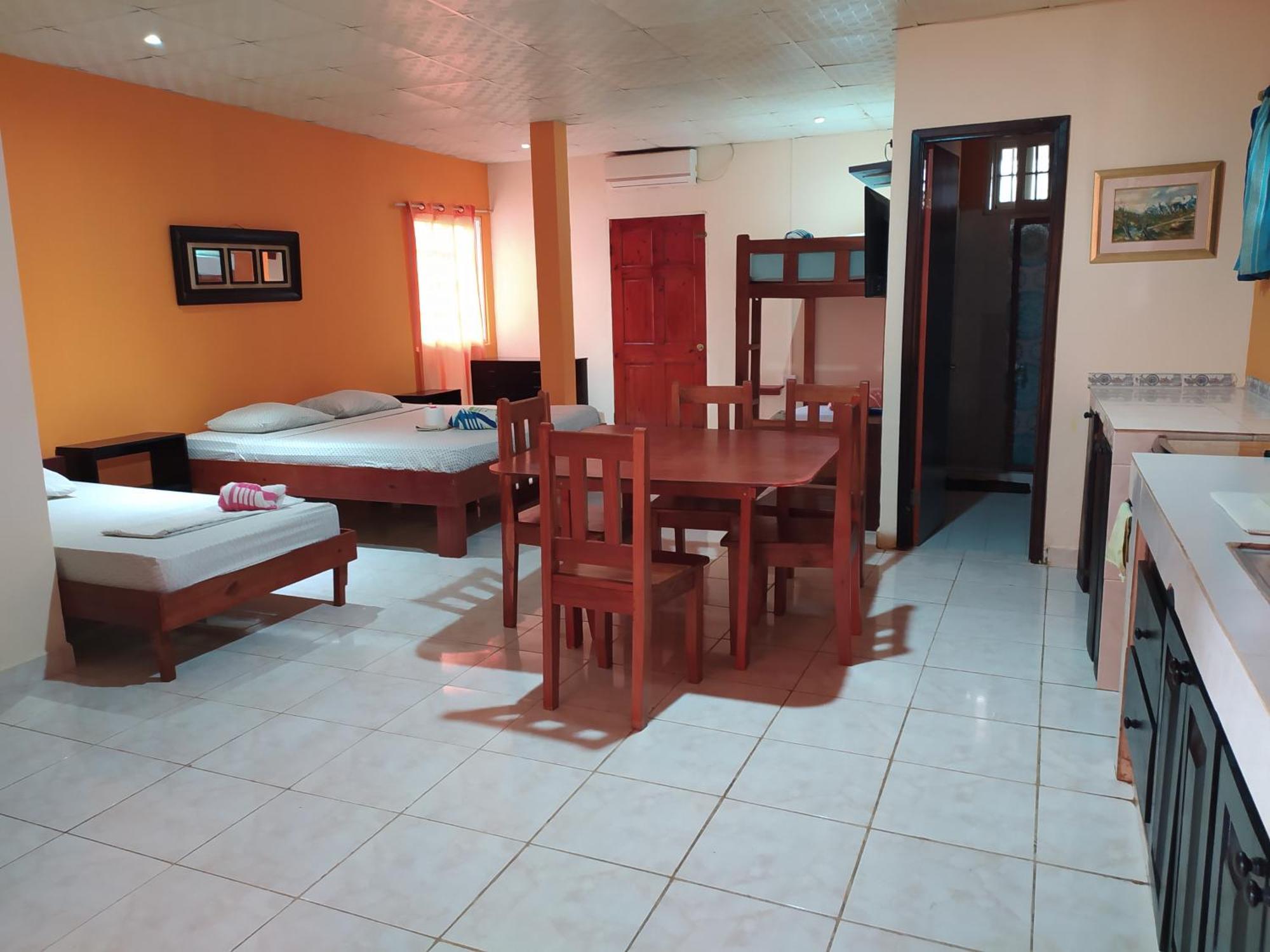 Sun Havens Apartments & Suites Bocas del Toro Eksteriør bilde